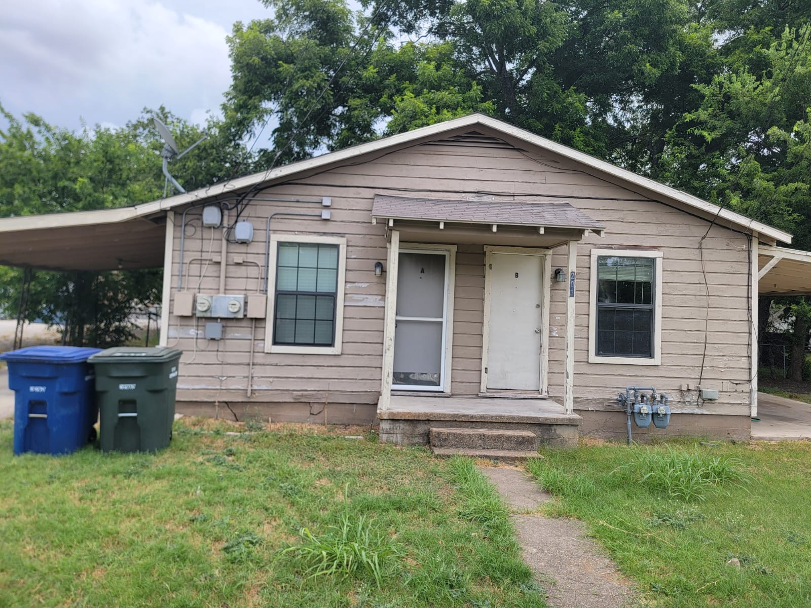 Property main image