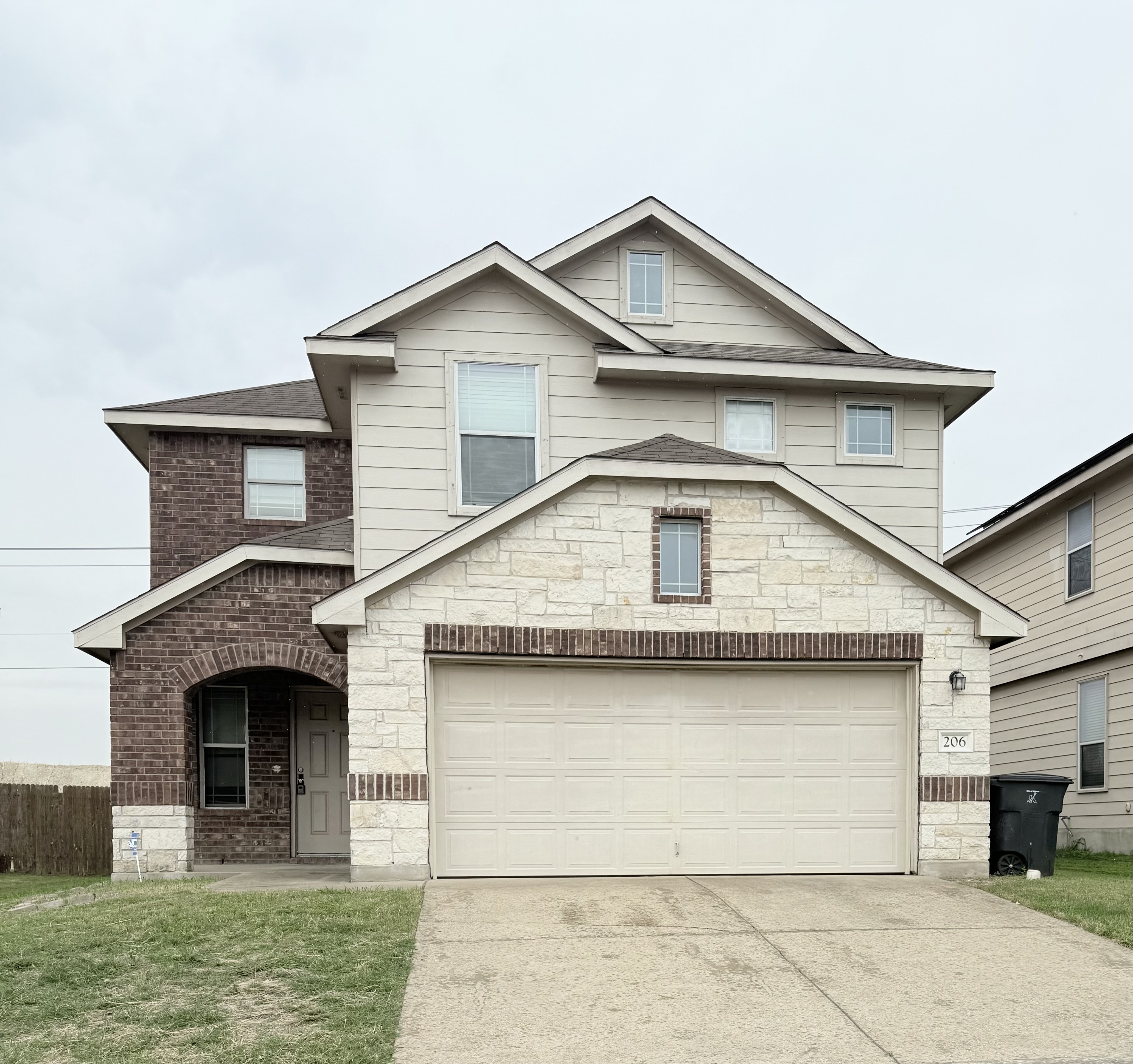 206 West Gemini Lane